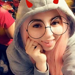 Meet your Posher, Hazel